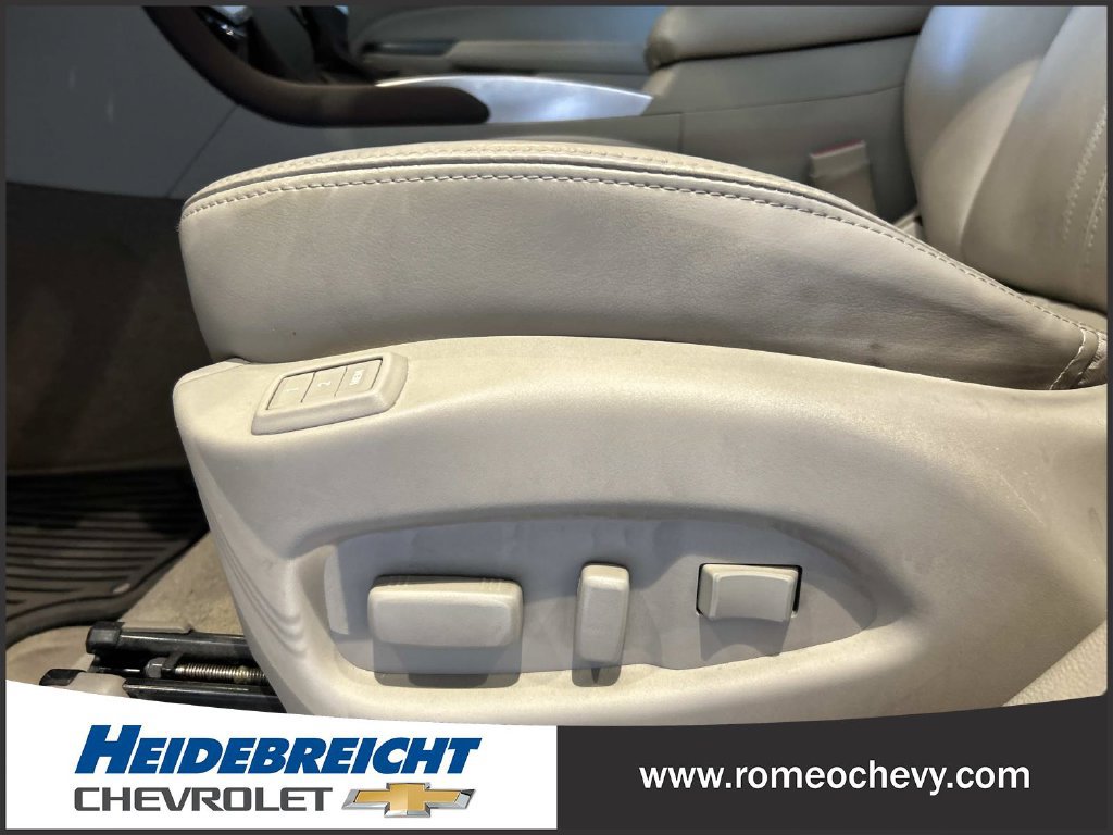 Used 2015 Cadillac SRX Luxury FWD image 14