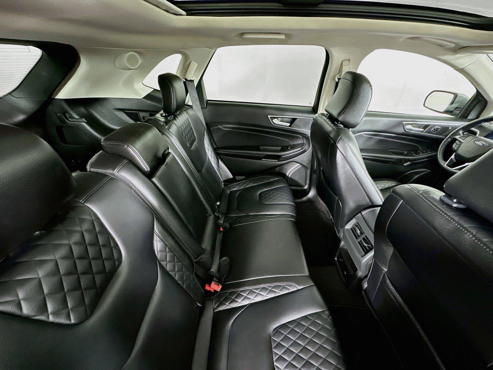 Used 2023 Ford Edge Titanium AWD/4WD image 27