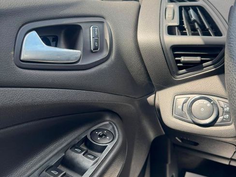 Used 2014 Ford Escape SE FWD image 11