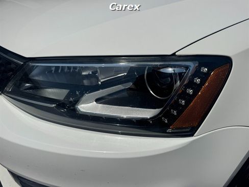 Used 2014 Volkswagen Jetta GLI Autobahn FWD image 6