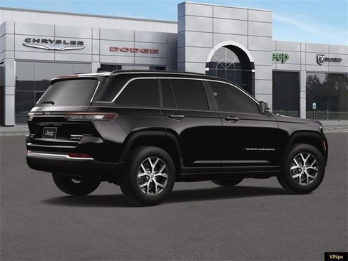 New 2025 Jeep Grand Cherokee Limited image 8