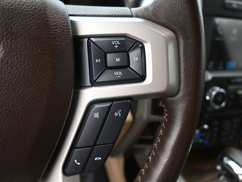 Certified 2018 Ford F150 Lariat image 29