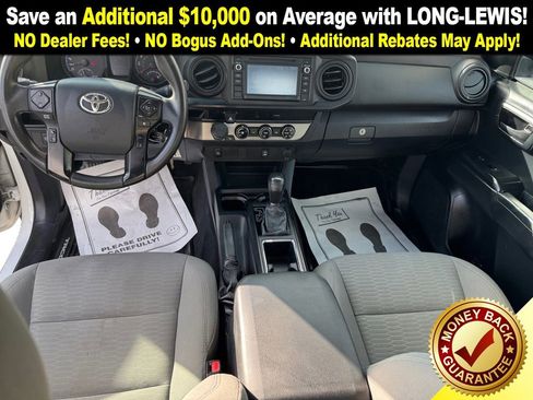 Used 2018 Toyota Tacoma SR image 18