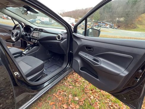 Used 2020 Nissan Versa S image 11