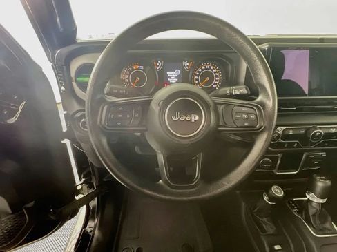Used 2024 Jeep Wrangler Sport AWD/4WD image 12