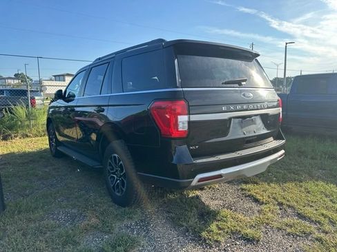 Used 2024 Ford Expedition XLT RWD image 7