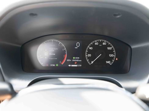 Used 2024 Honda HR-V Sport image 16