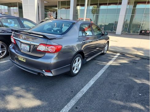 Used 2012 Toyota Corolla S FWD image 3