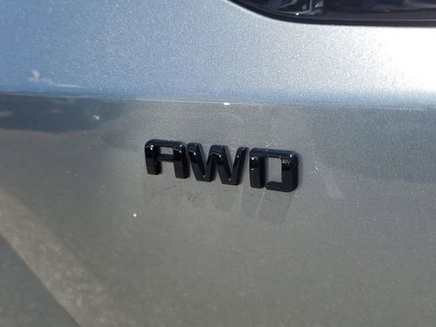 New 2025 Chevrolet Blazer EV LT image 6