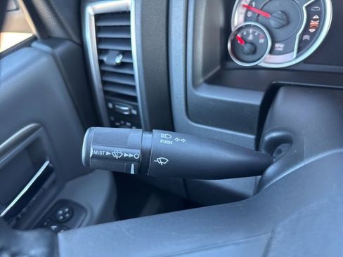 Used 2019 RAM 1500 Big Horn image 27
