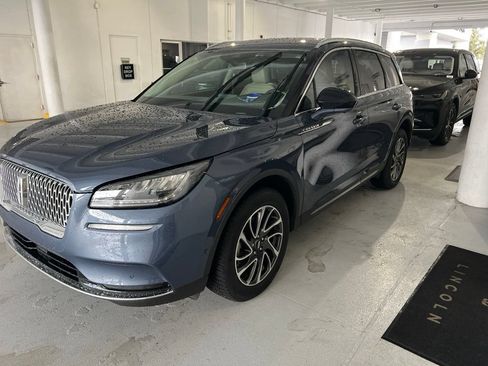 Used 2022 Lincoln Corsair FWD w/ Equipment Group 101A image 9