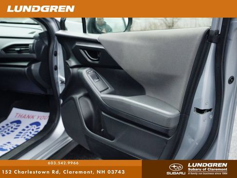 Used 2024 Subaru Crosstrek 2.0i Premium AWD/4WD image 8