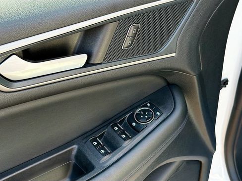 Certified 2023 Ford Edge SEL w/ Convenience Package AWD/4WD image 19
