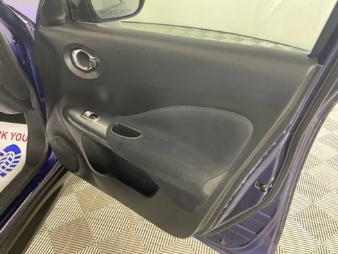Used 2015 Nissan Juke S FWD image 27