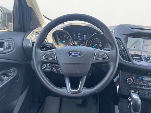 Used 2018 Ford Escape Titanium AWD/4WD image 9