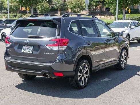 Used 2024 Subaru Forester Limited AWD/4WD image 7