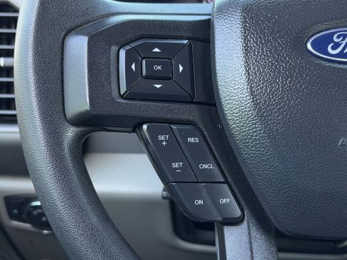 Used 2022 Ford F250 XL w/ Power Equipment Group RWD image 15