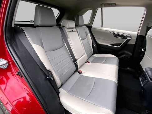 Certified 2024 Toyota RAV4 XLE Premium AWD/4WD image 19