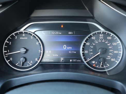 Used 2023 Nissan Murano SV w/ SV Midnight Edition Package image 20