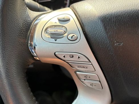 Used 2017 Nissan Murano SV AWD/4WD image 19