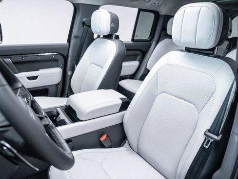 New 2025 Land Rover Defender 130 V8 image 15