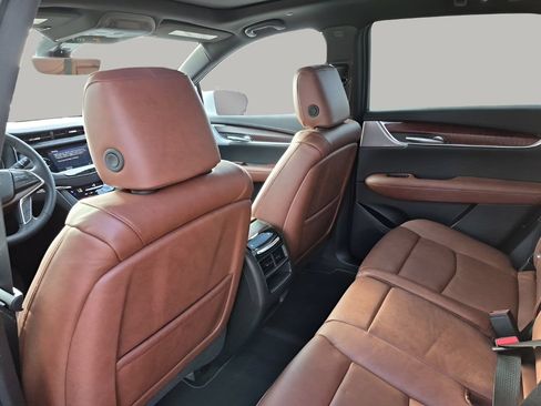 New 2026 Cadillac XT5 Premium Luxury w/ Driver Assist Package FWD image 19