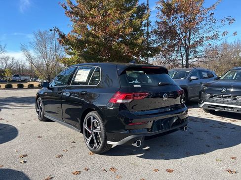 New 2026 Volkswagen GTI SE FWD image 5