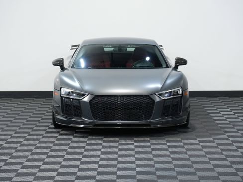 Used 2017 Audi R8 V10 plus image 4