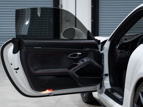 Used 2014 Porsche 911 GT3 RWD image 23