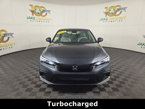Used 2024 Honda Civic EX image 3