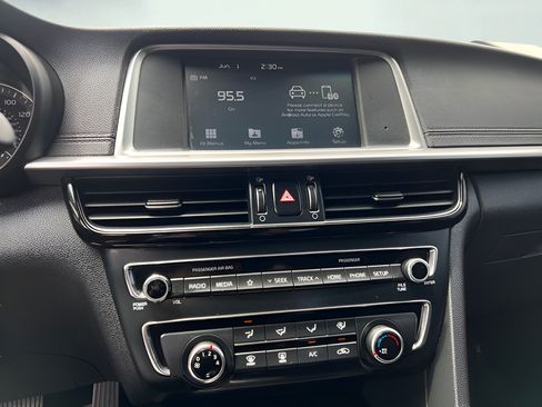 Used 2020 Kia Optima LX FWD image 44