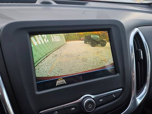 Used 2019 Chevrolet Equinox LT FWD image 15