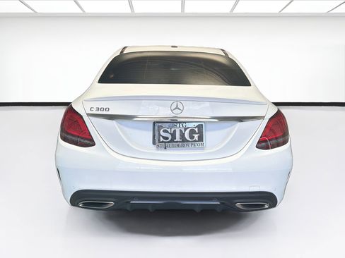 Used 2021 Mercedes-Benz C 300 Sedan image 5