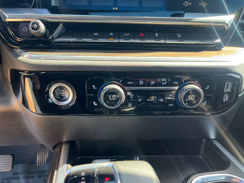 Used 2023 Chevrolet Silverado 1500 LT Trail Boss image 29