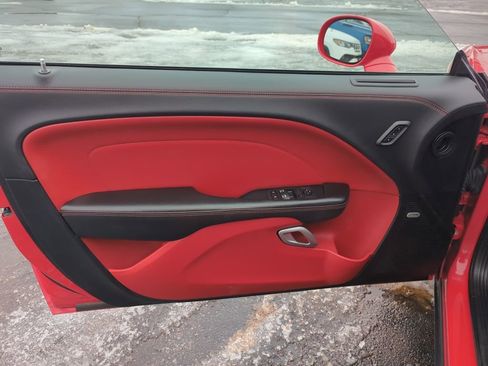 Used 2021 Dodge Challenger SXT w/ Plus Package image 15