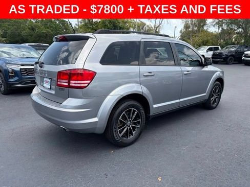Used 2018 Dodge Journey SE w/ Connectivity Group FWD image 6