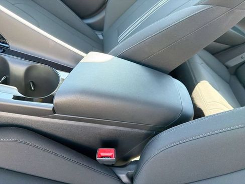 New 2026 Hyundai Elantra SEL FWD image 24