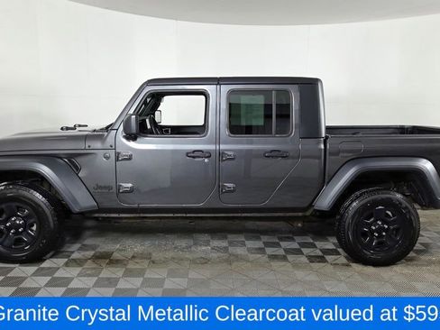 Used 2024 Jeep Gladiator Sport AWD/4WD image 5