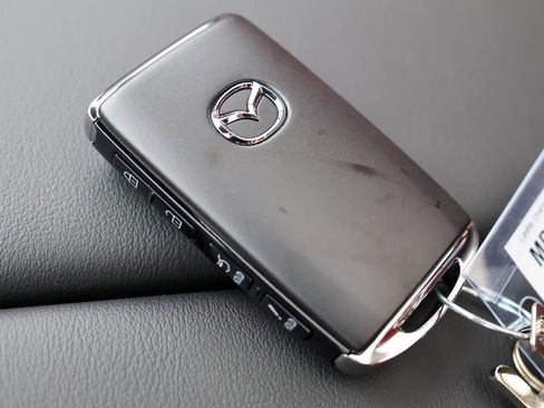 Used 2025 MAZDA CX-70 3.3 Turbo S w/ Premium Package image 28