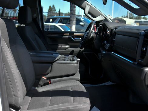 Used 2024 Chevrolet Silverado 1500 LT w/ Protection Package AWD/4WD image 44