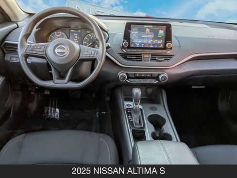 Certified 2025 Nissan Altima 2.5 S image 14