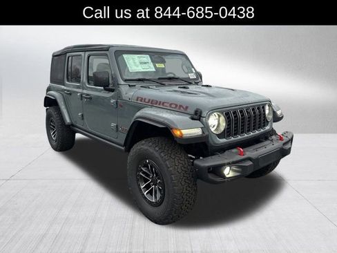 New 2025 Jeep Wrangler Unlimited Rubicon w/ XTREMEE 35" Tire Package image 3