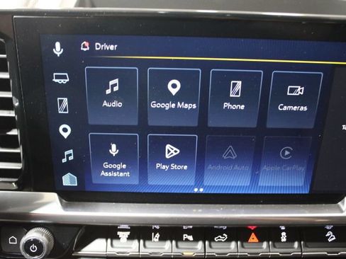 Used 2024 Chevrolet Silverado 2500 LTZ w/ LTZ Convenience Package AWD/4WD image 4