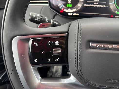New 2025 Land Rover Range Rover SE image 20