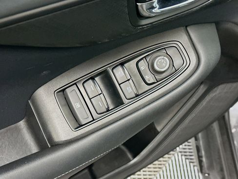 Used 2025 Subaru Outback Premium AWD/4WD image 15