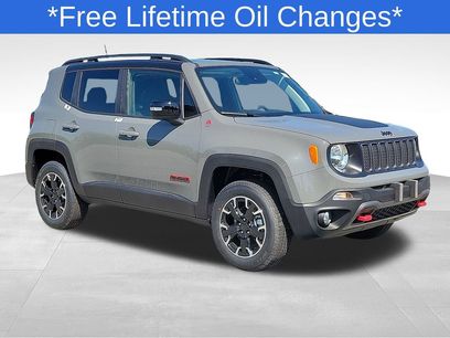 New 2023 Jeep Renegade Trailhawk w/ Sun/Sound Group