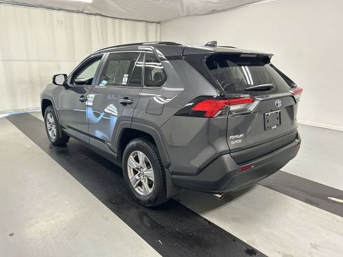 Used 2024 Toyota RAV4 LE AWD/4WD image 7