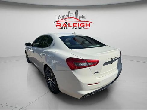 Used 2019 Maserati Ghibli S Q4 image 2