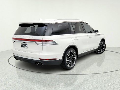 Used 2020 Lincoln Aviator Reserve w/ Equipment Group 202A AWD/4WD image 9