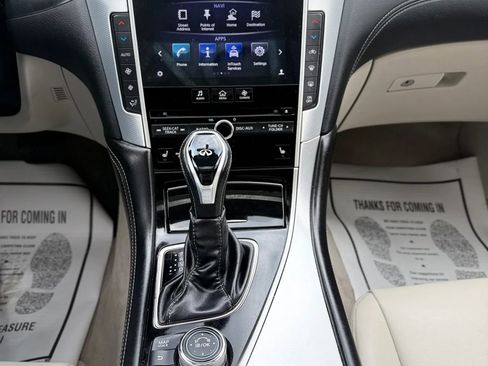 Used 2019 INFINITI Q50 Luxe w/ Essential Package (3.0T Luxe) AWD/4WD image 21